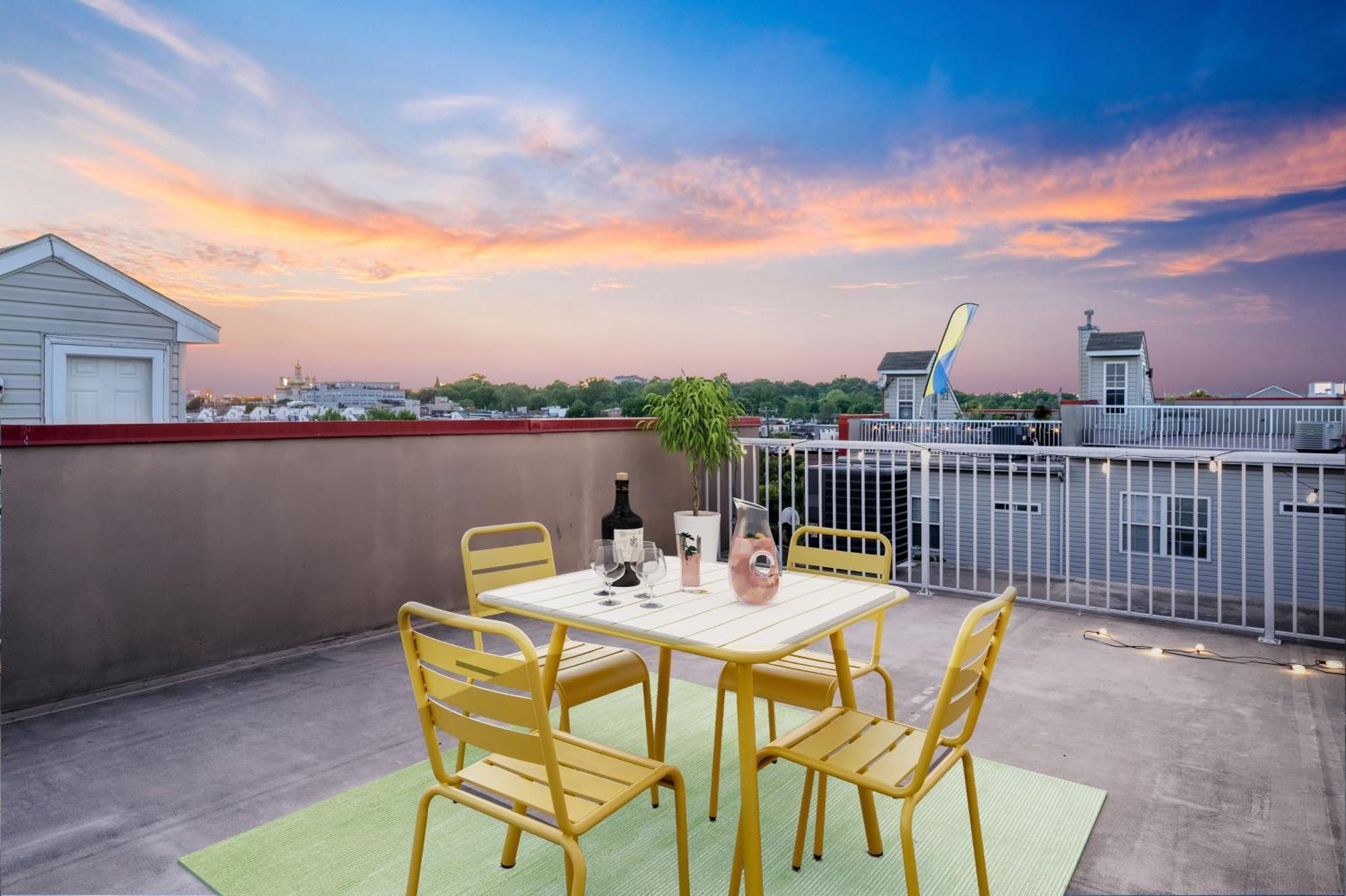 New Tropical Island Oasis Apartment Baltimore Bagian luar foto